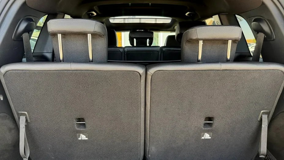 MERCEDES-BENZ GLB -