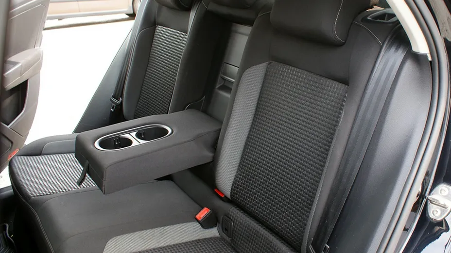 VOLKSWAGEN T-ROC -