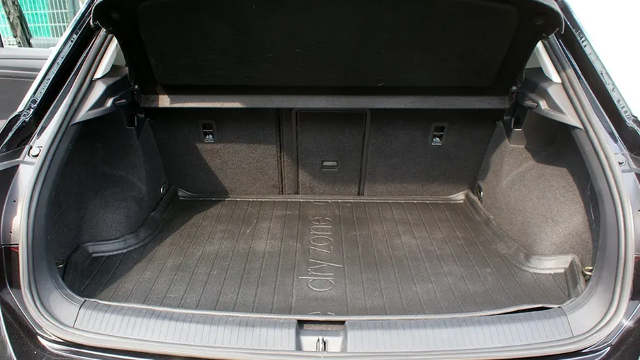 VOLKSWAGEN T-ROC -