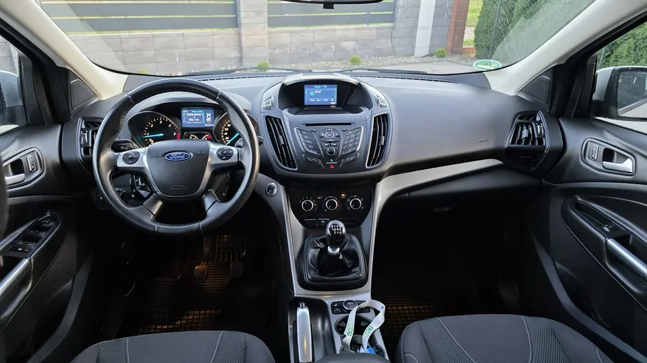 FORD Kuga -