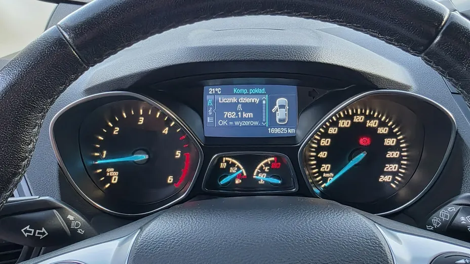 FORD Kuga -