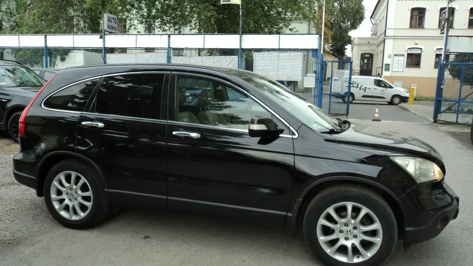 HONDA FR-V -