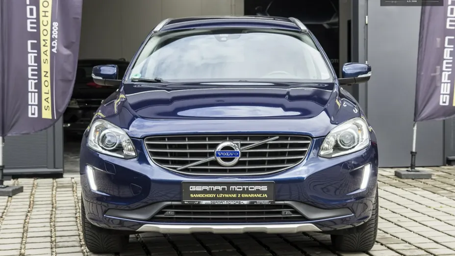 VOLVO XC60 -