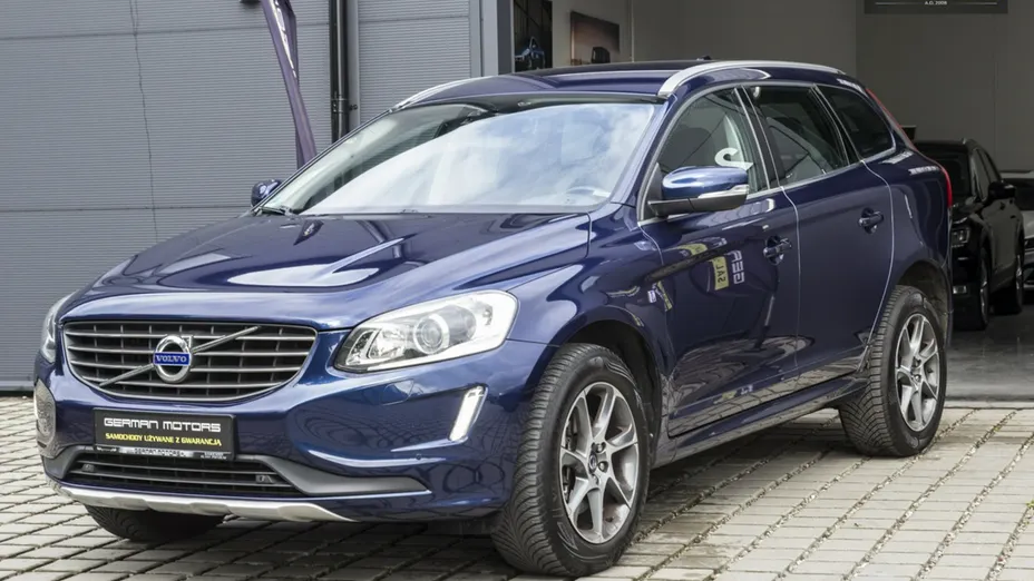 VOLVO XC60 -