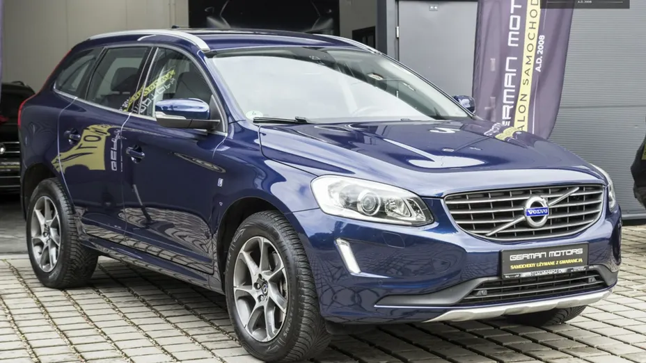 VOLVO XC60 -