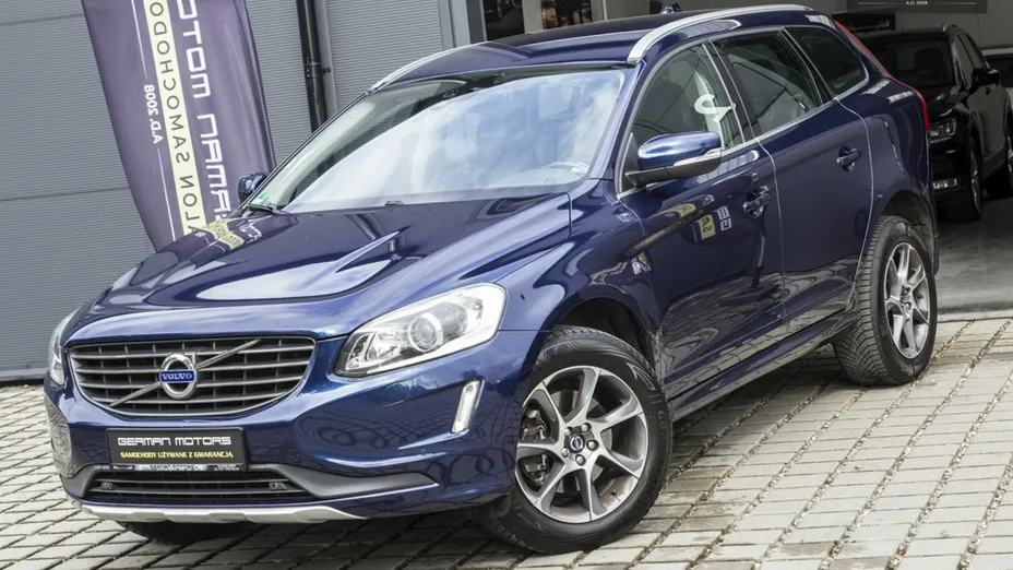 VOLVO XC60 -