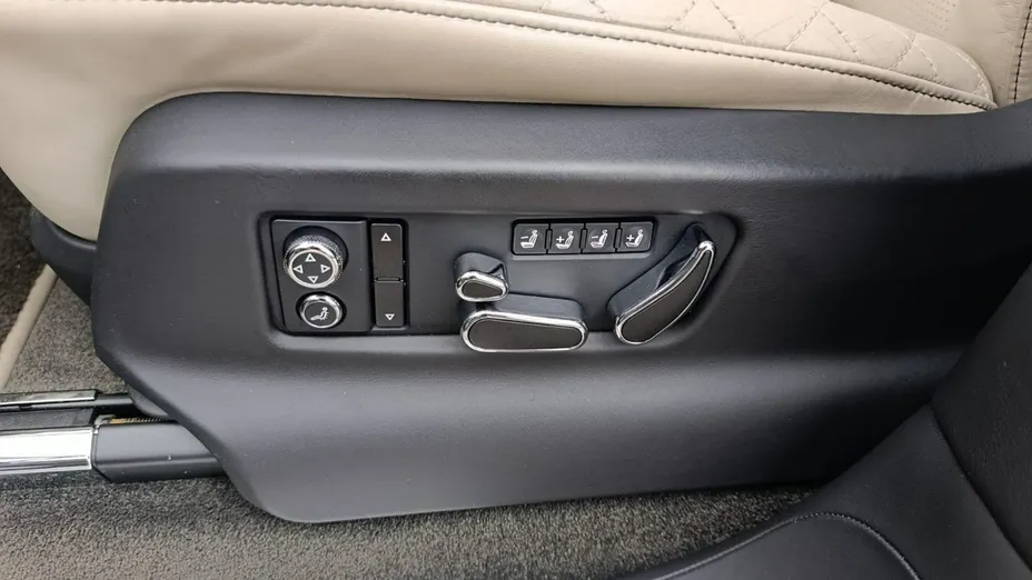BENTLEY Bentayga -