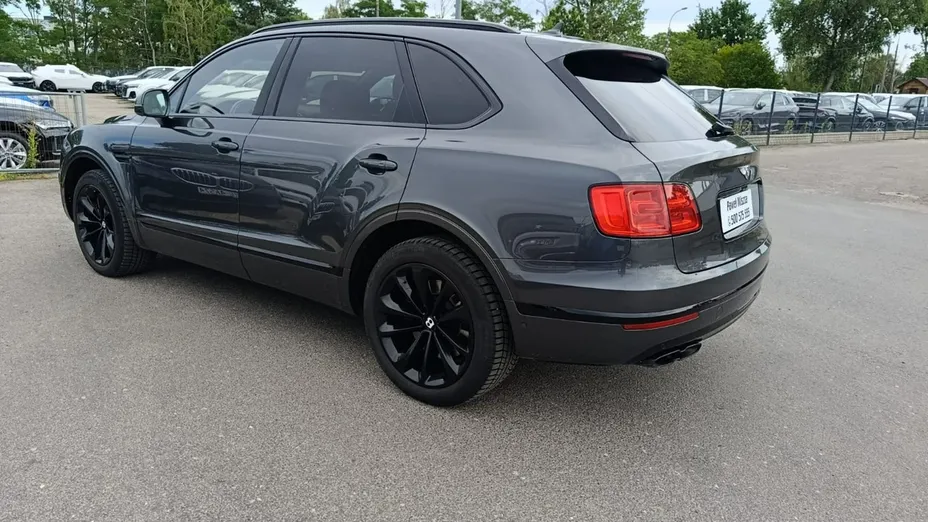 BENTLEY Bentayga -