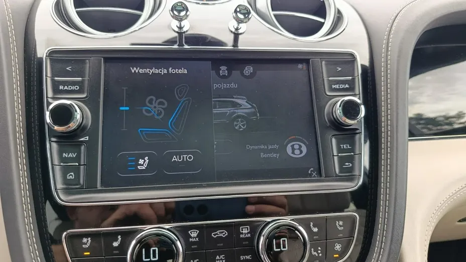BENTLEY Bentayga -
