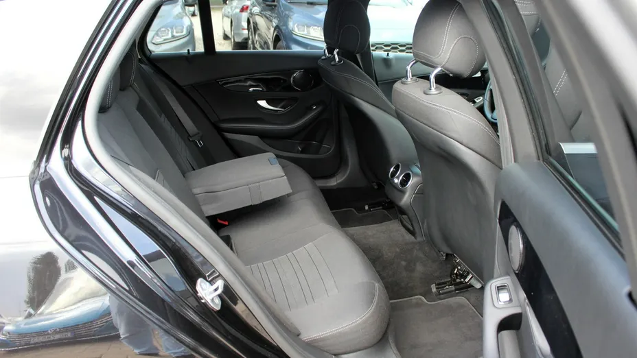 MERCEDES-BENZ C Klasa -