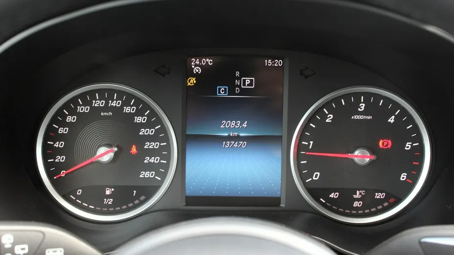 MERCEDES-BENZ C Klasa -