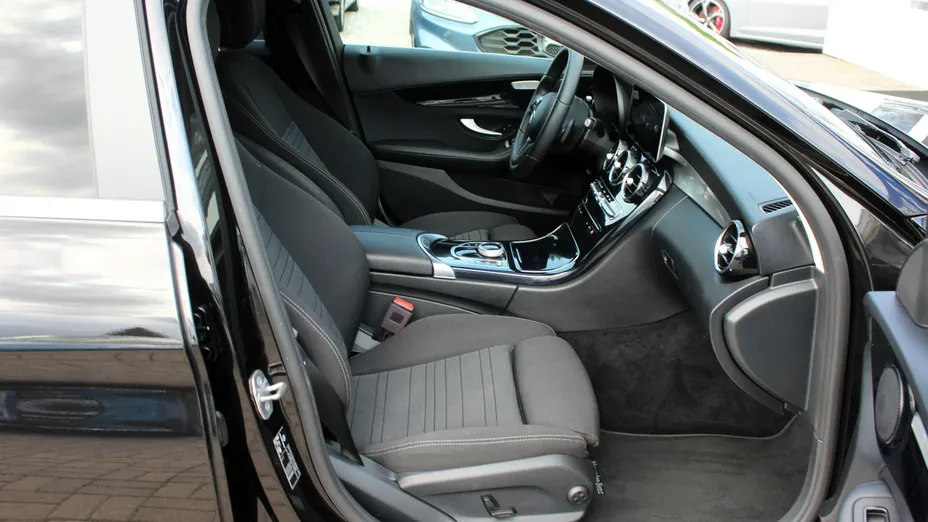 MERCEDES-BENZ C Klasa -