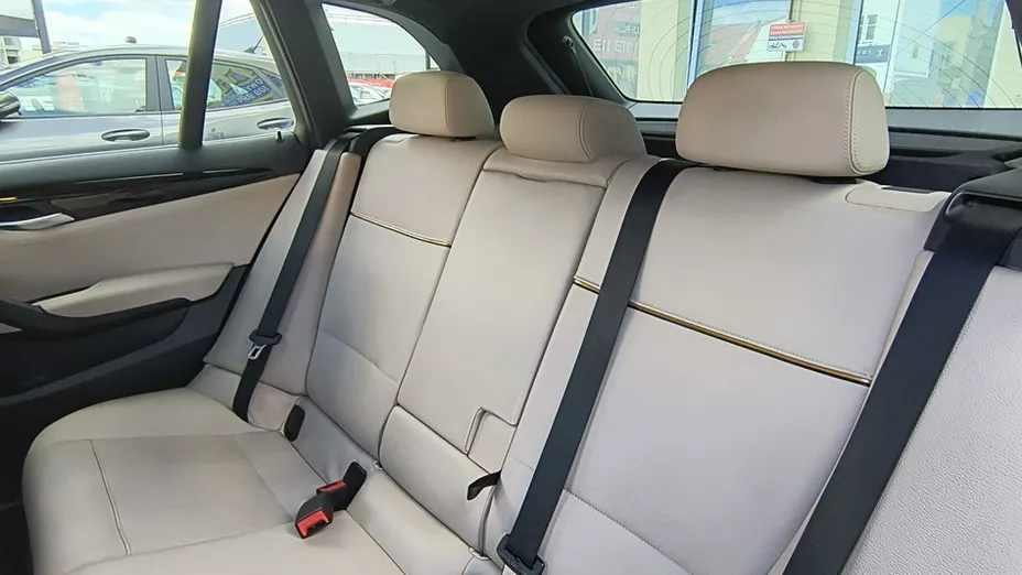 BMW X1 -