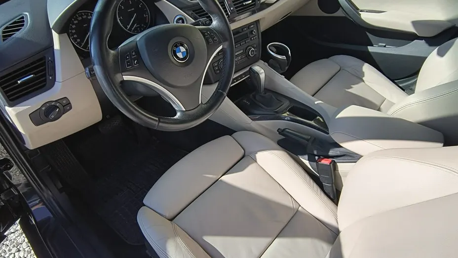 BMW X1 -