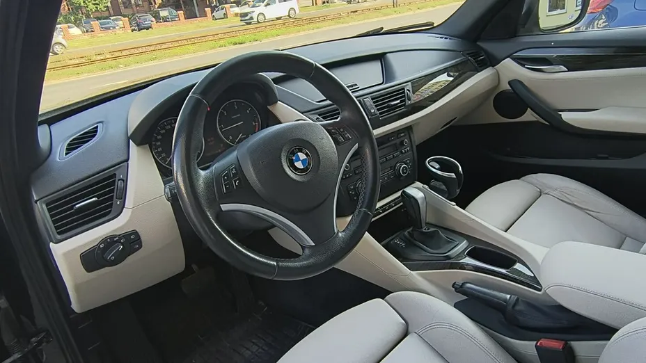 BMW X1 -