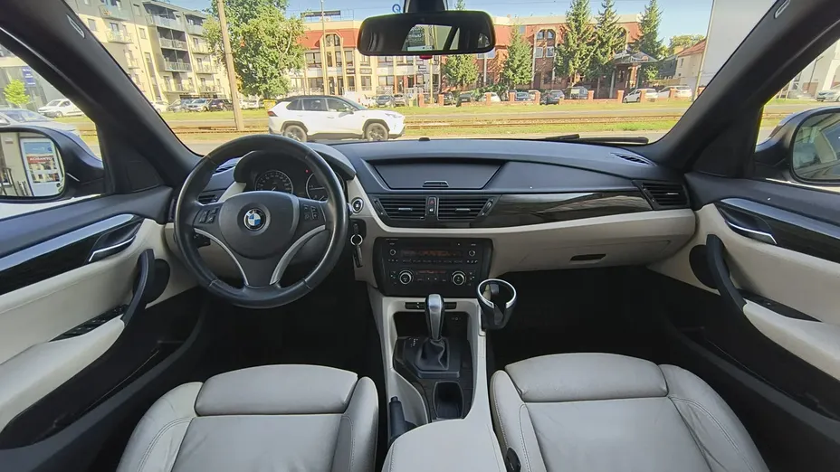 BMW X1 -
