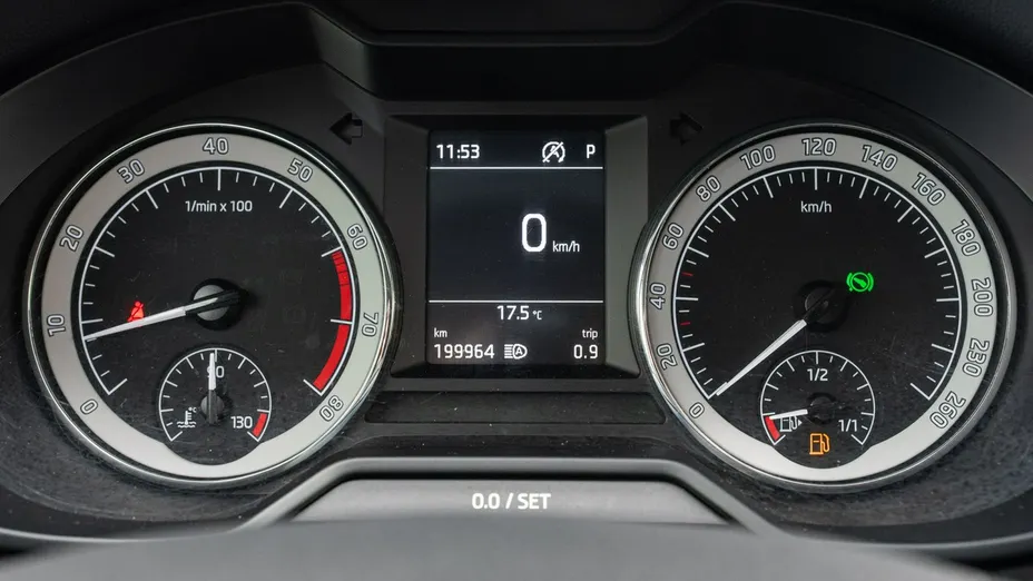 SKODA Octavia -
