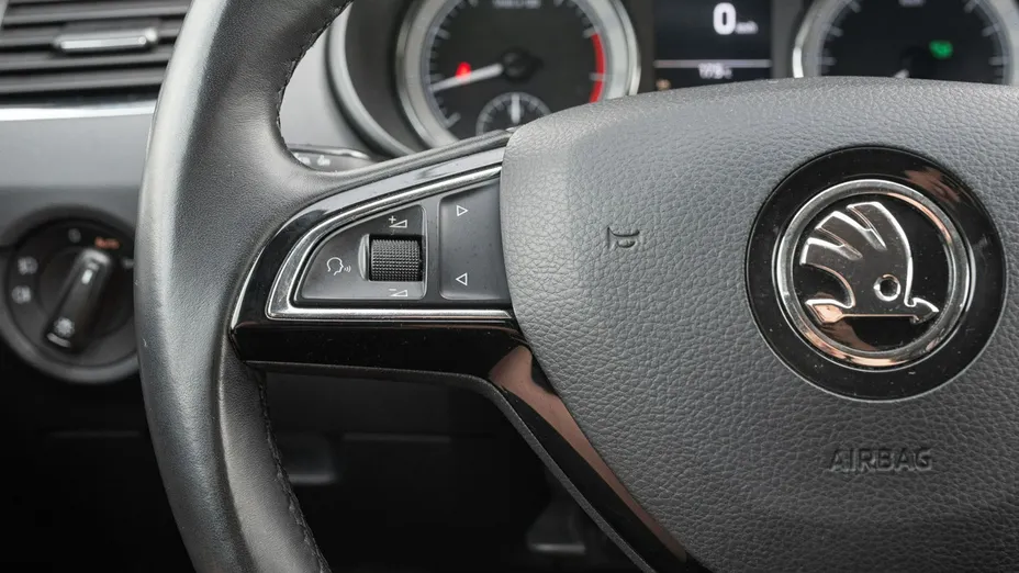 SKODA Octavia -