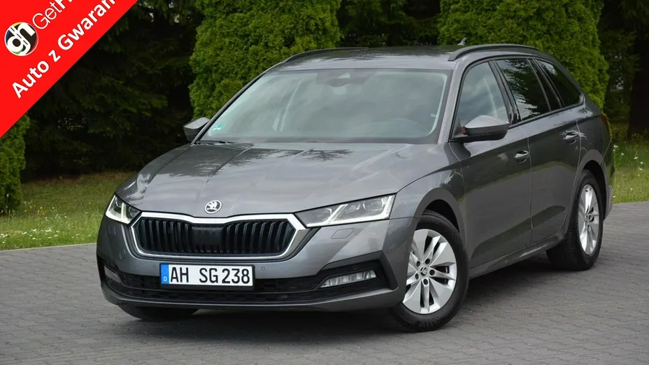 SKODA Octavia -