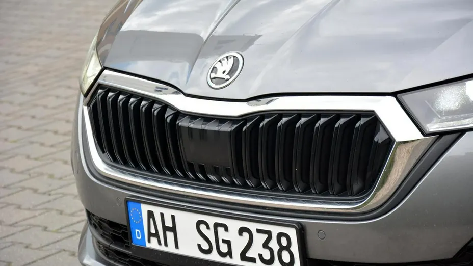 SKODA Octavia -
