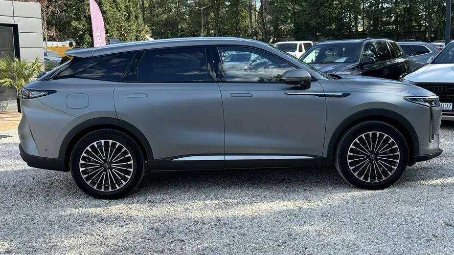 OMODA Omoda 9 -