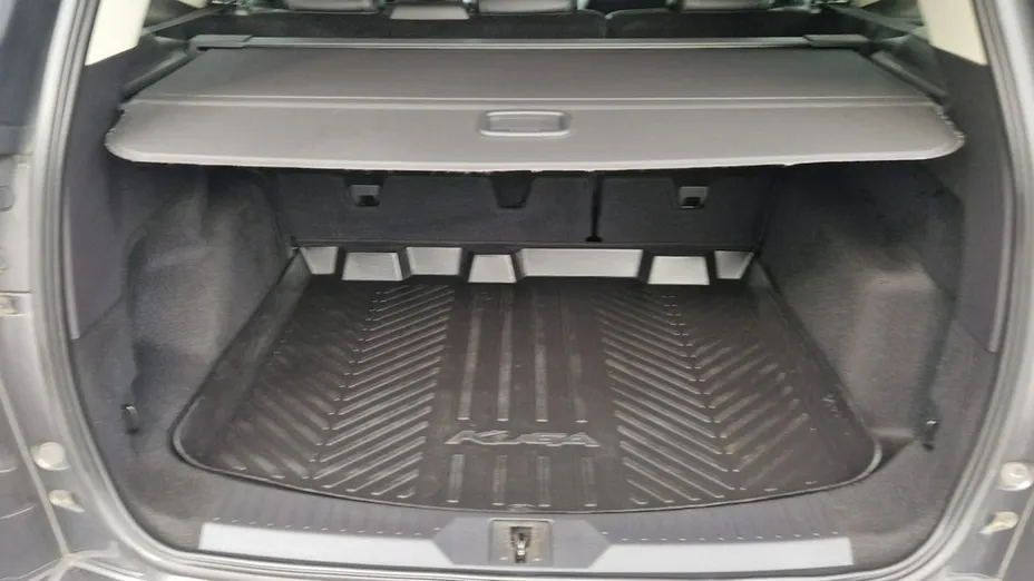FORD Kuga -