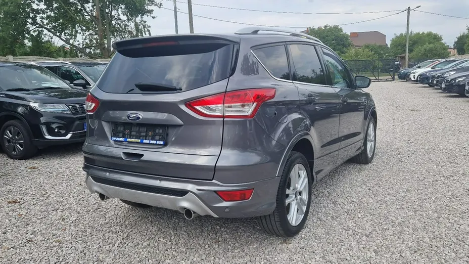 FORD Kuga -