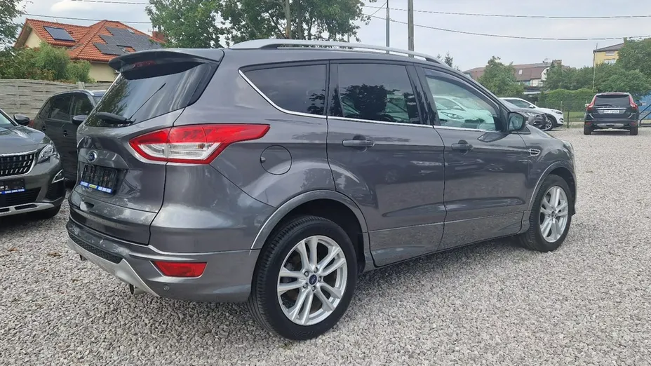 FORD Kuga -