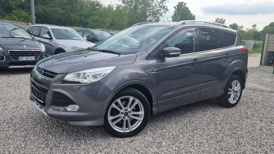 FORD Kuga -