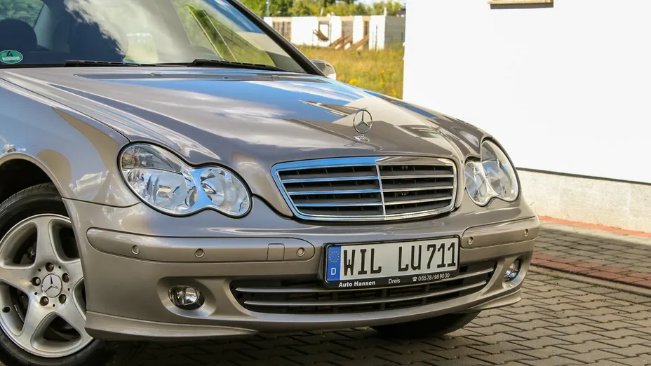 MERCEDES-BENZ C Klasa -