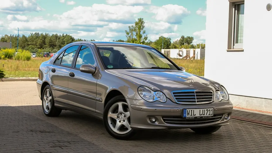 MERCEDES-BENZ C Klasa -