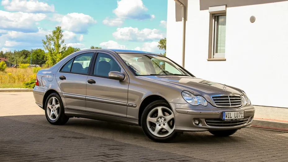 MERCEDES-BENZ C Klasa -