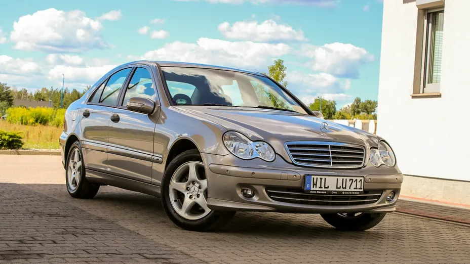 MERCEDES-BENZ C Klasa -
