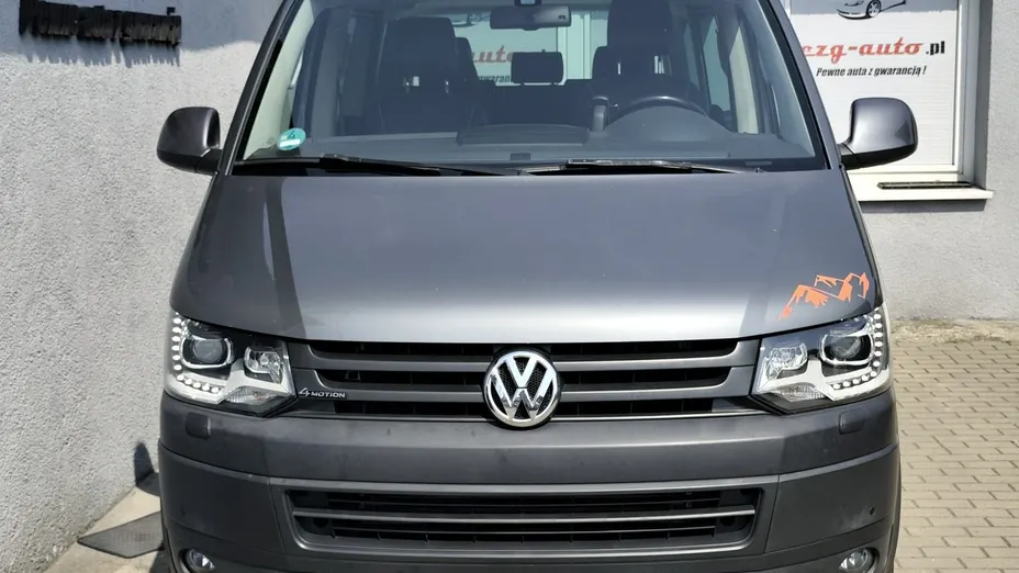 VOLKSWAGEN Multivan -