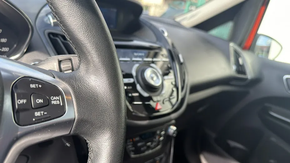 FORD B-MAX -