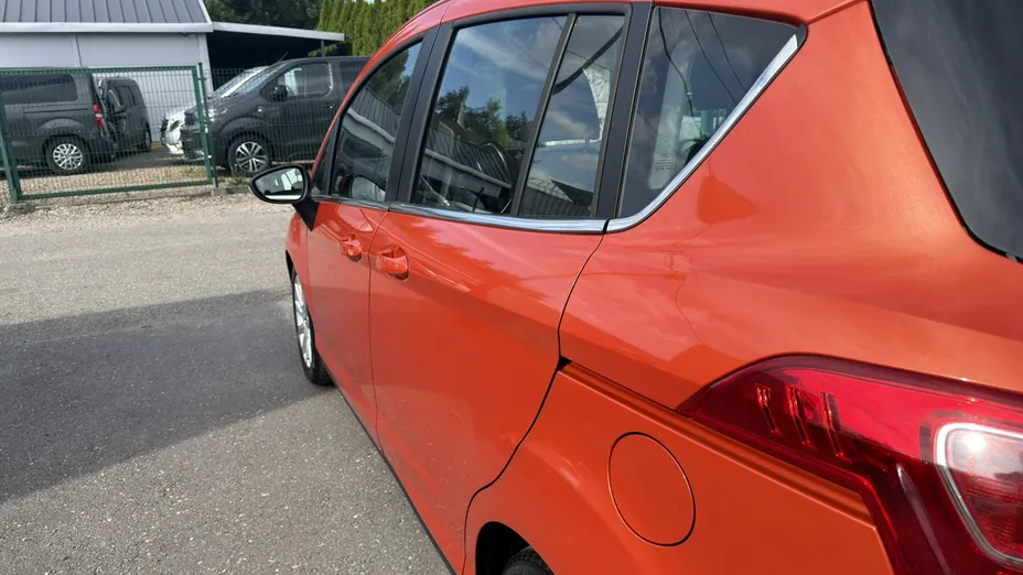 FORD B-MAX -