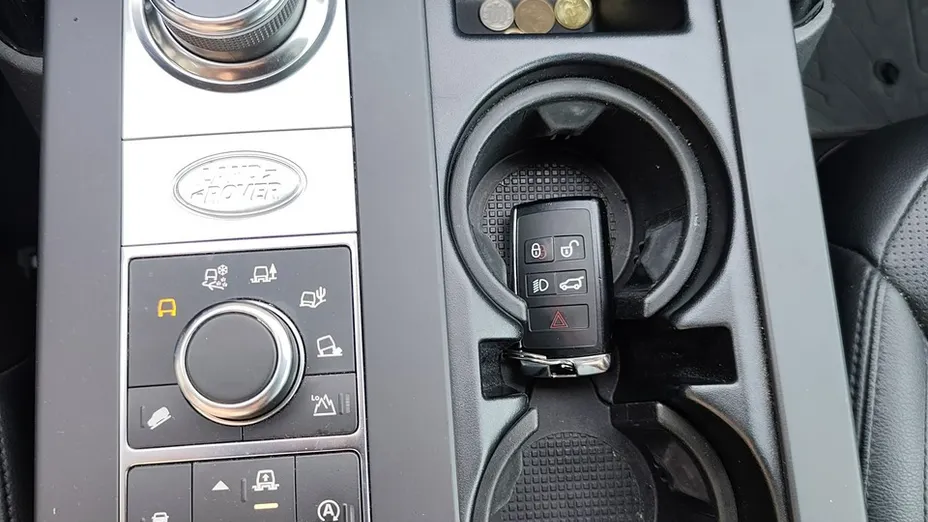 LAND ROVER Discovery -