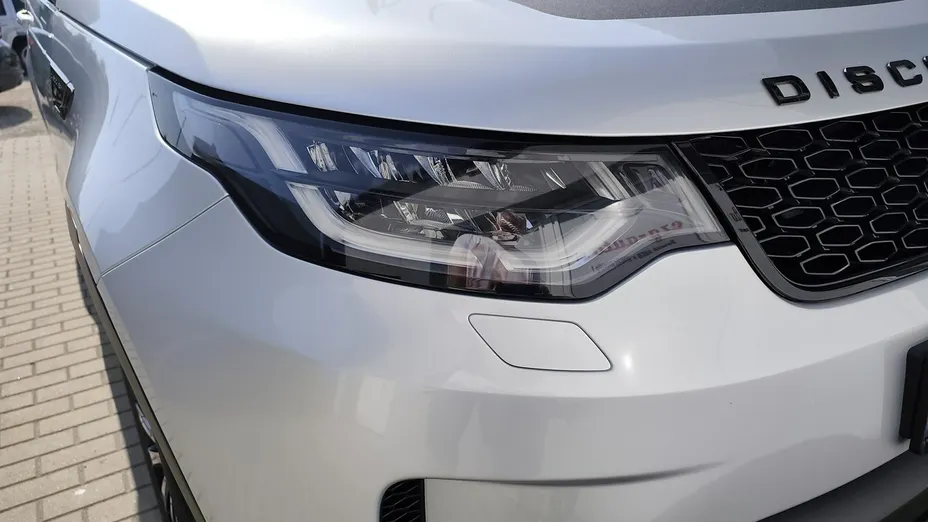 LAND ROVER Discovery -