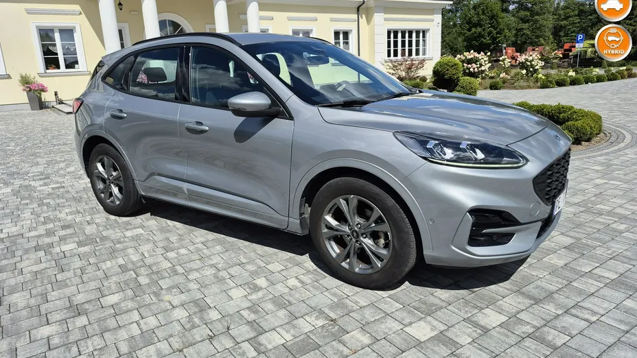 FORD Kuga -