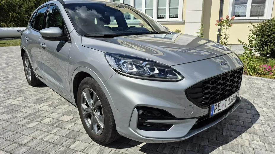 FORD Kuga -