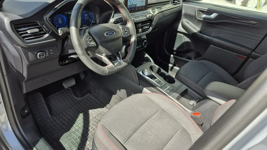 FORD Kuga -