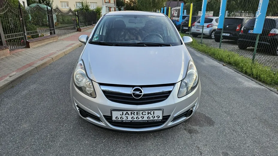 OPEL Corsa -