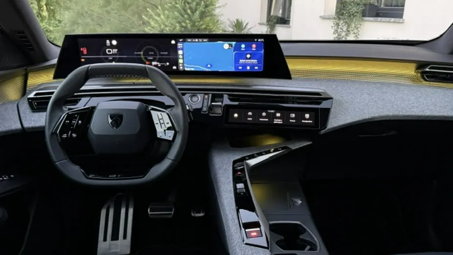 PEUGEOT 3008 -
