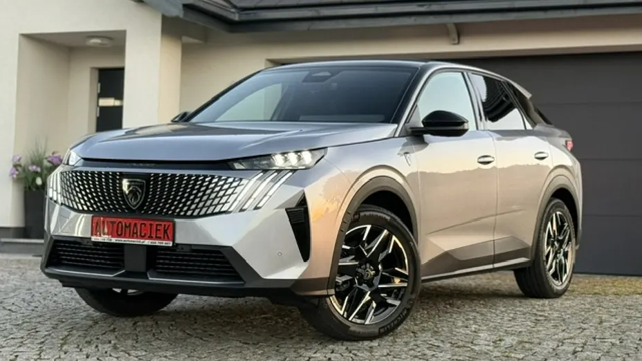 PEUGEOT 3008 -
