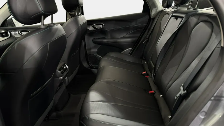 BYD Seal 5 -