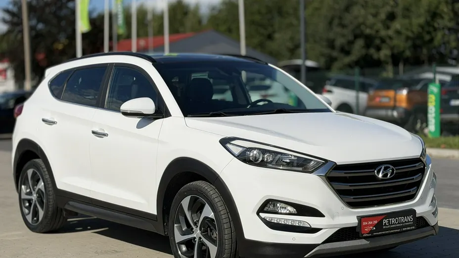 HYUNDAI Tucson -