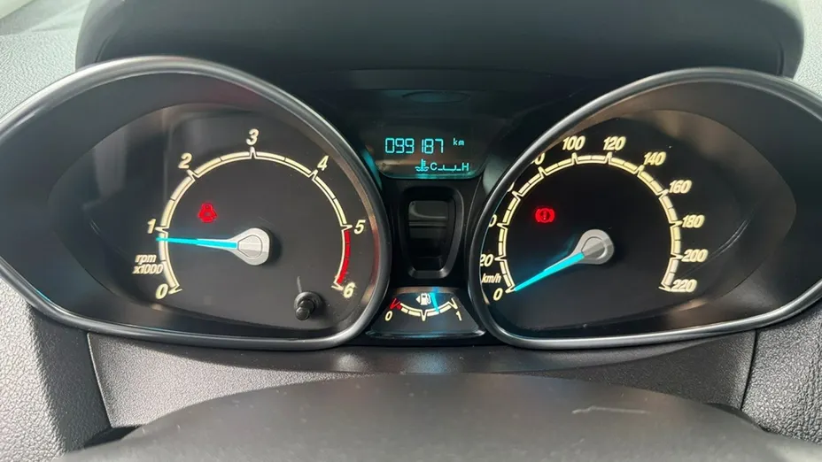 FORD Tourneo Courier -