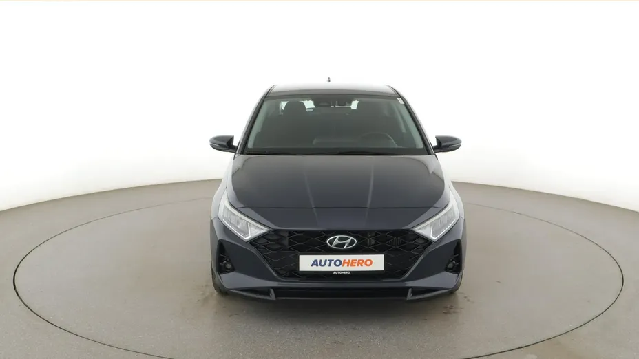 HYUNDAI i20 -