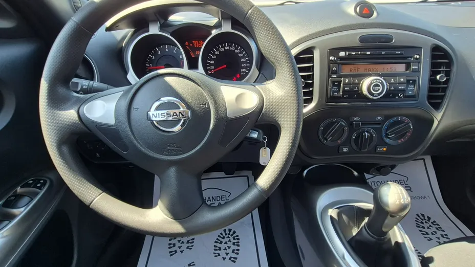 NISSAN Juke -