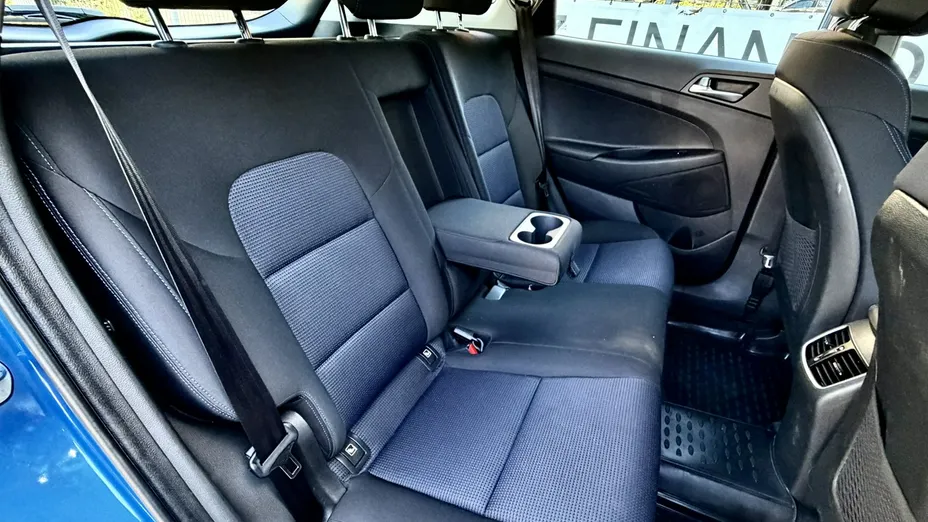HYUNDAI Tucson -